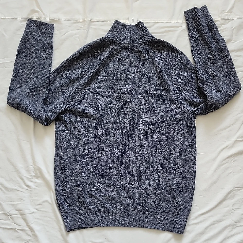 Banana Republic Men's Heathered Blue Turtleneck Sweater